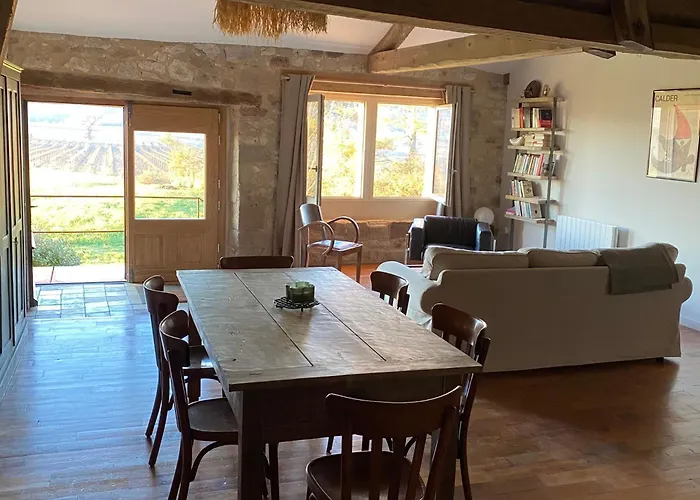 Casa de Férias Les Vins De Rouyre - Maison, 4 Pers, Grand Jardin, Bain Nordique *