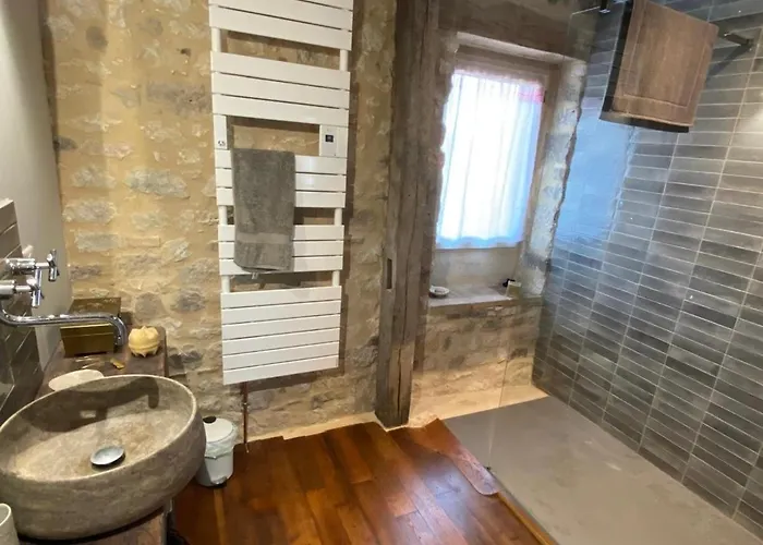 Les Vins De Rouyre - Maison, 4 Pers, Grand Jardin, Bain Nordique *